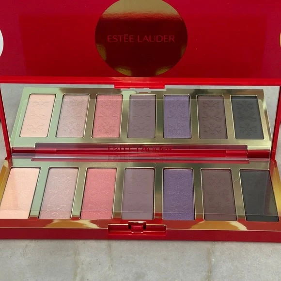 Estee Lauder Eyeshadow Palette - Picture 3 of 5